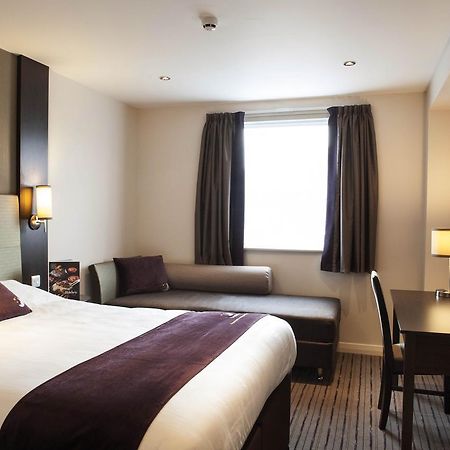 Premier Inn Glasgow Pacific Quay Pokoj fotografie